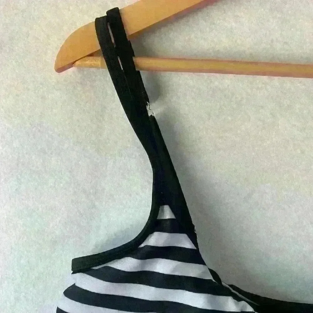 Women's Black White Stripped Two Piece Tankini XL Beachy‎ Spring Summer Vacation